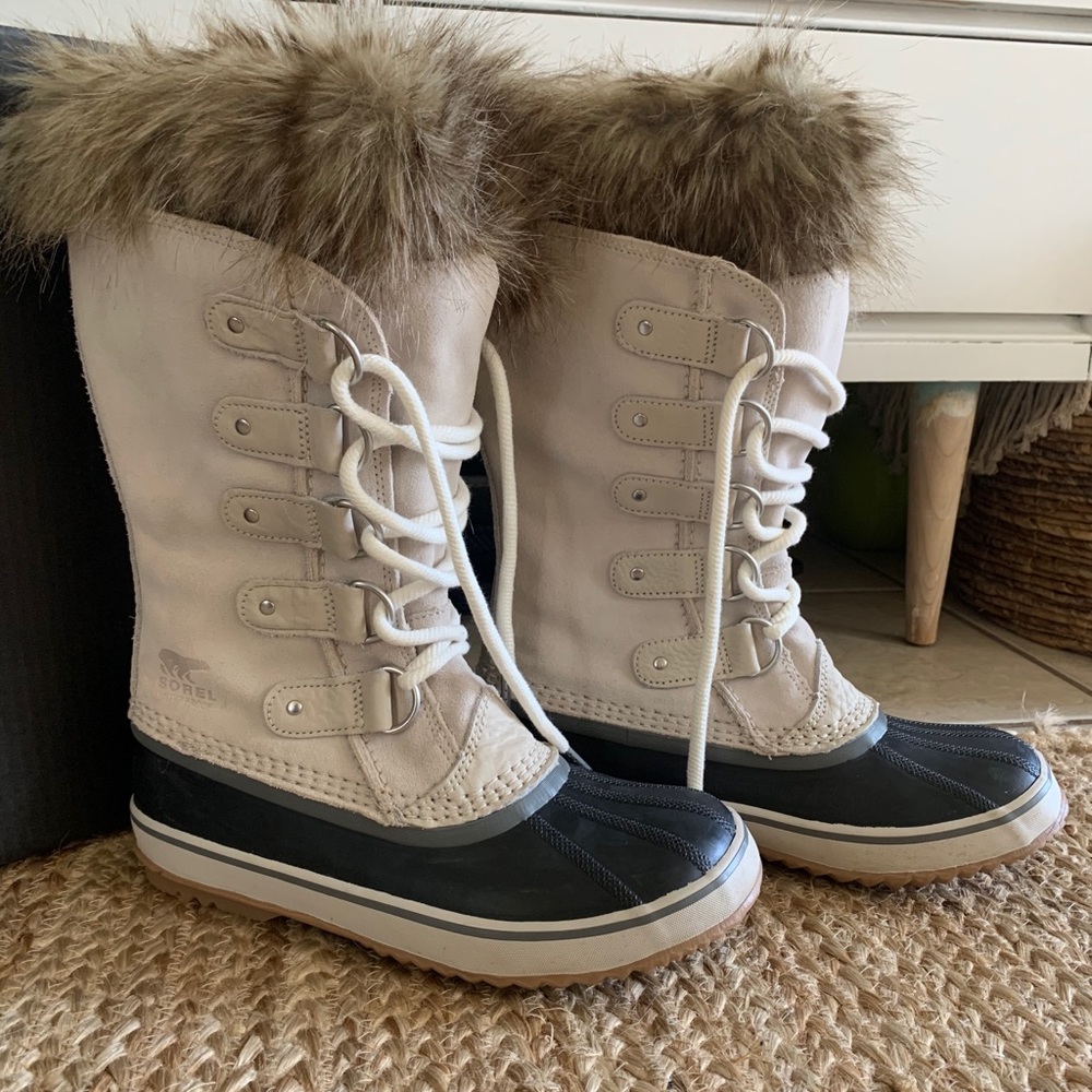 SOREL JOAN OF ARCTIC BOOTS